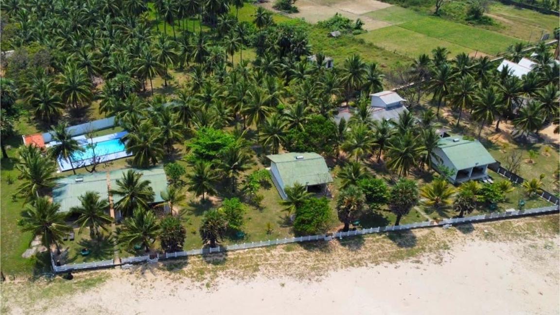 Pearl Oceanic Resort - Trincomalee Buitenkant foto
